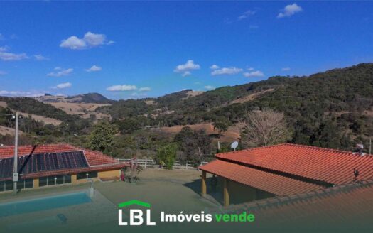 Chácara com Cachoeira Privativa Munhoz/MG