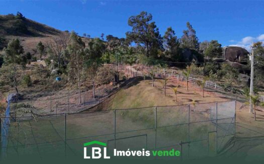 Chácara com Cachoeira Privativa Munhoz/MG