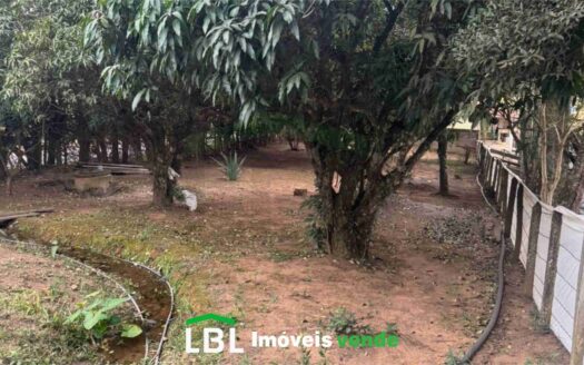 Chácara à venda em Bueno Brandão, próxima a Munhoz